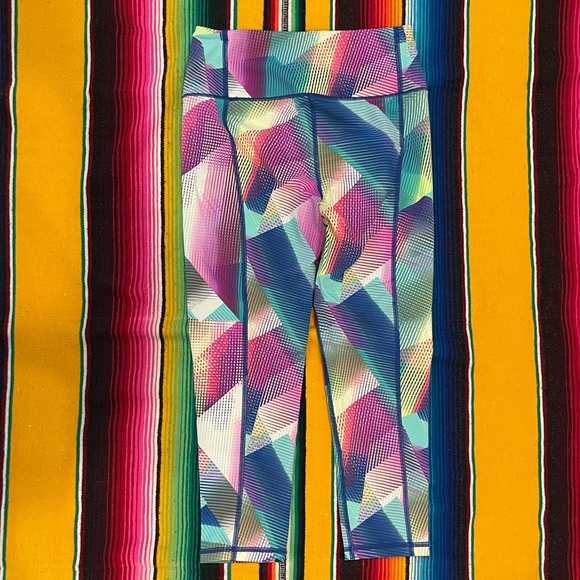 Victoria’s Secret Sport Ankle Leggings - Picture 4 of 4